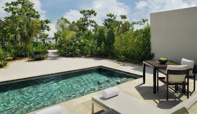 Mövenpick Resort Al Marjan Island - Beachfront Junior Suite With Private Terrace Pool